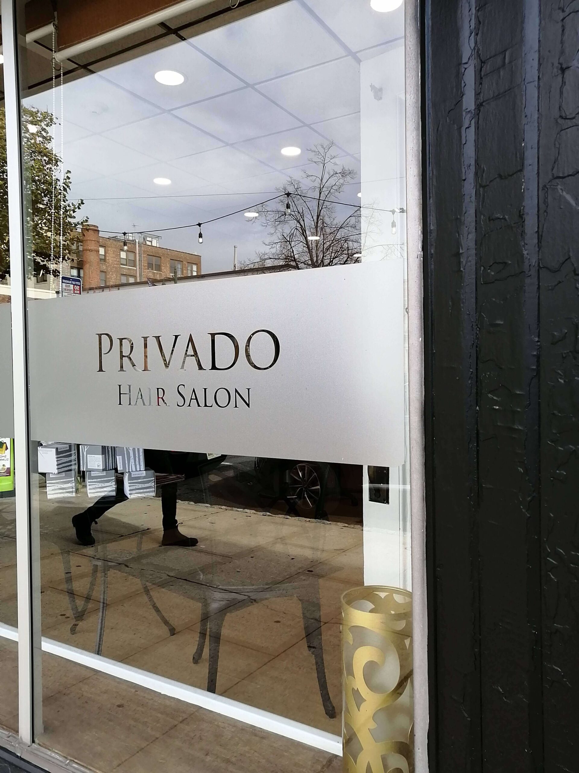 OurSalonPrivadoDoor
